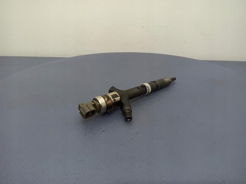Iniettore toyota avensis t22 - toyota,