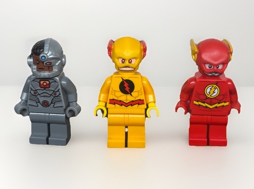 Lego minifigures 76098 set - lego,
