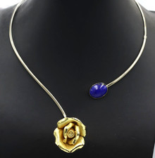 Collana girocollo rigido in
