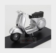 1:18 EDICOLA Piaggio Vespa 150