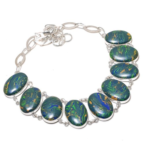 Collana con pietre preziose