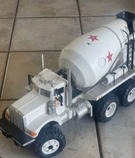 Camion betoniera vintage con