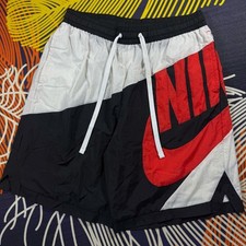 Pantaloncini Nike stile