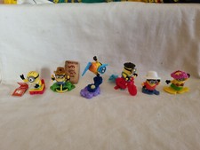 SORPRESE KINDER FERRERO MINIONS IN VIAGGIO SERIE SINGOLI CARTINA ENTRA E SCEGLI