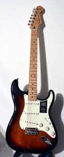 Lettore Fender Stratocaster 2021 MIM ottime condizioni ProSetup custodia nuova.