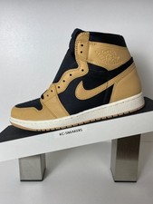 NIKE AIR JORDAN 1 RETRO HIGH