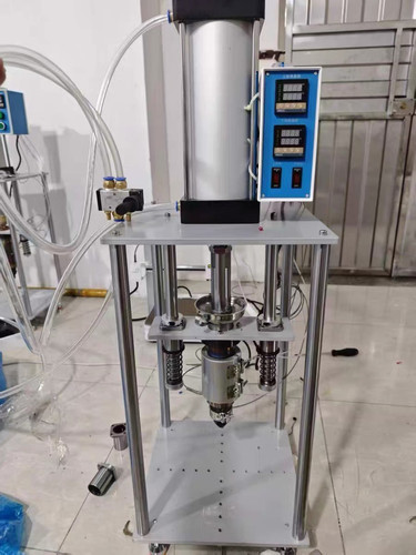 Estrusore pneumatico plastica