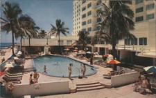 Piscina The Crown Hotel, Miami