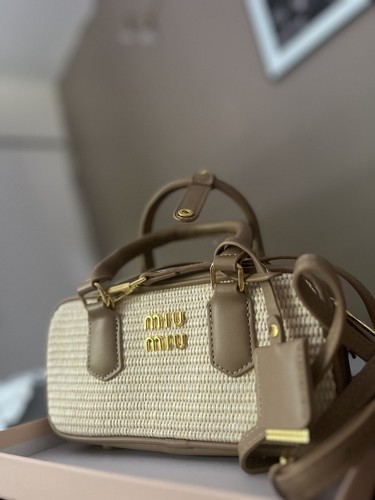 Sac miu - miu,