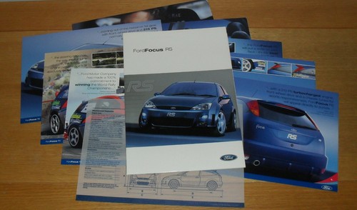 Confezione brochure ford focus - ford,