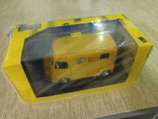 Minature Citroen HY bureau