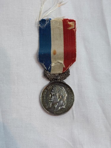 Militaria medailles actes - militaria,