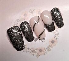 Unghie francesi scintillanti