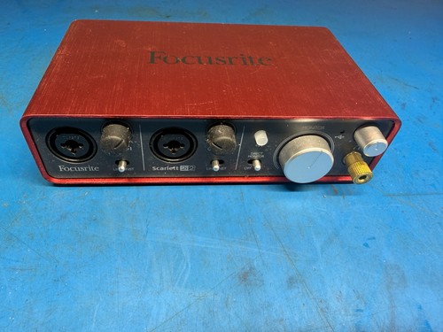 Focusrite scarlett 2i2 - focusrite,