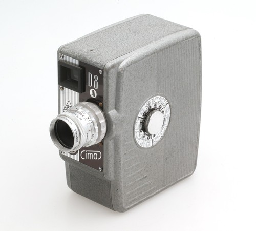 Macchina fotografica - , a