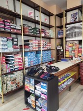 SCAFFALI PER MAGAZZINO O NEGOZIO