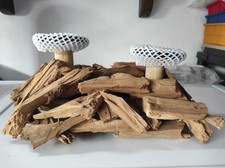 Centrotavola in legno con 2 portacandele in metallo