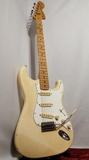 Fender Japan Stratocaster