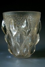 VASO IN VETRO RENE LALIQUE "