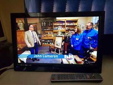 TV Slim Small Technika 19” LCD HD Ready con TV Freeview funzionante (DVD NON FUNZIONANTE)