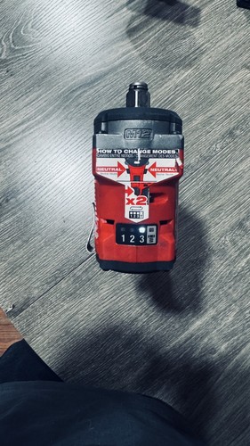 M12 fuel stubby pollice - m12,