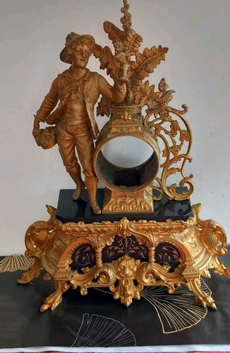 Ancien corps pendule - de,