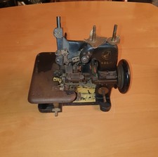 Macchina da cucire Adler Overlock 81-6, vintage 