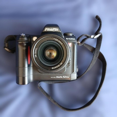 Fujifilm finepix pro af - s2,
