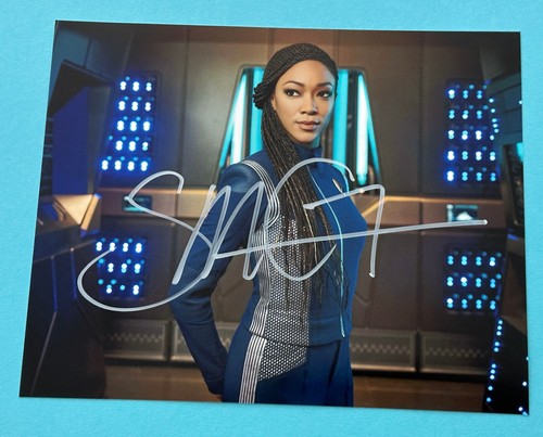 Sonequa martin green star - green,