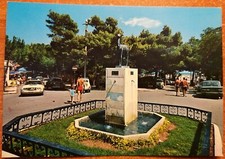 Siponto (Foggia). Piazza Daino.