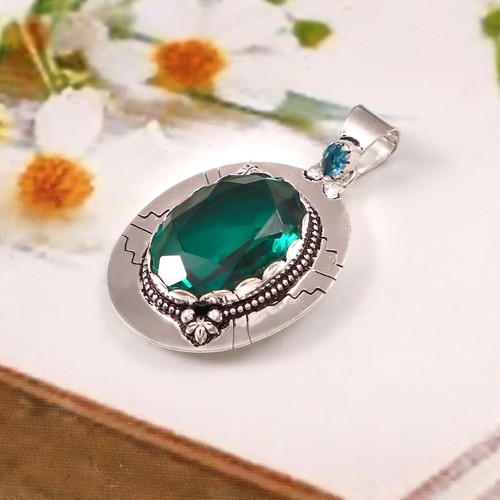 Collana fatta mano - mano, in