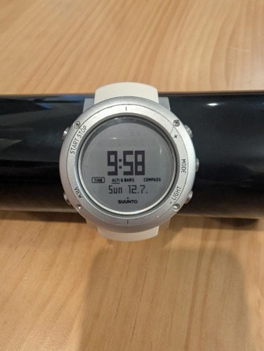 Suunto core alu pure white - core,