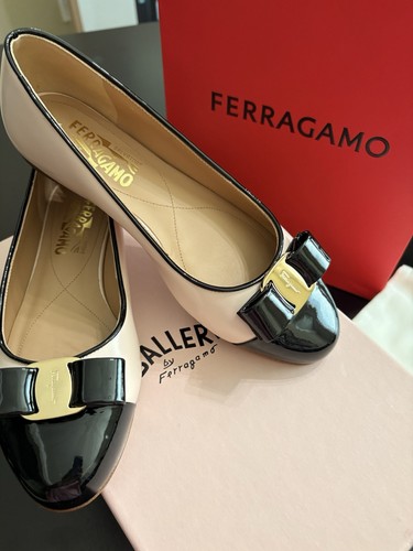 Scarpe basse ballerine