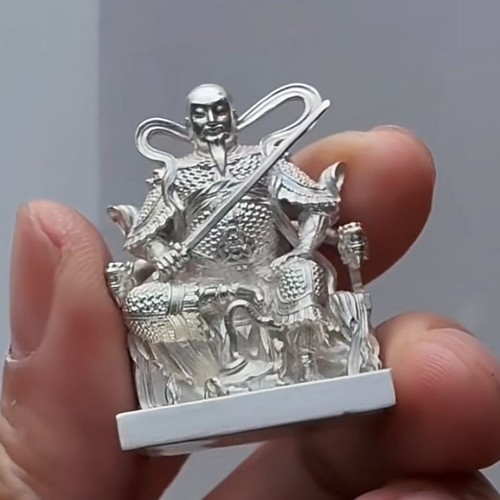 Ornamento gioco intaglio