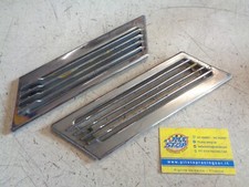 COPPIA GRIGLIE - PRESE ARIA LATERALI ALFA ROMEO 1750 - 2000 BERLINA - ORIGINALI