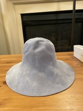 Corpo cappello berretto