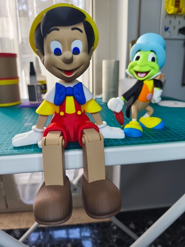 Pinocchio grillo parlante in - e,