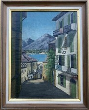 Lago alpino con case Lago di