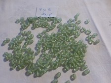 lot de 200 PERLES  en verre vintage artisanale verte vert olive ovale