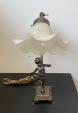 Lampada da tavolo stile