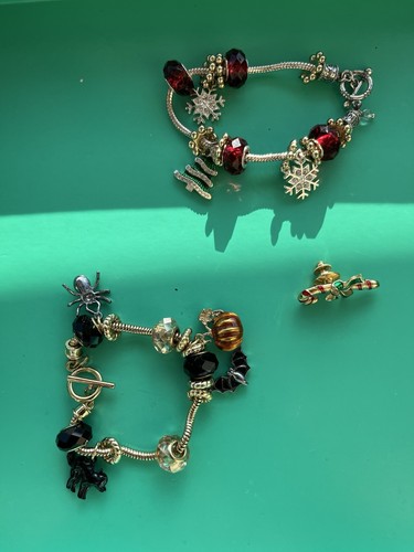 Bracciali charm festivi - charm, @