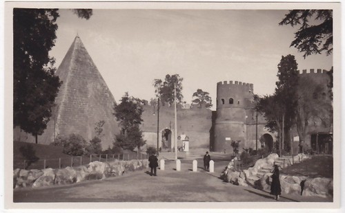 Roma piramide caio - piramide,