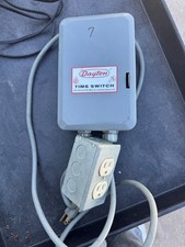 Dayton Interruttore Orario