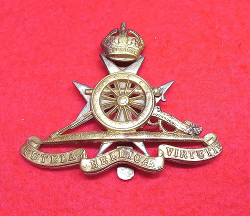 Cap badge royal malta - badge,