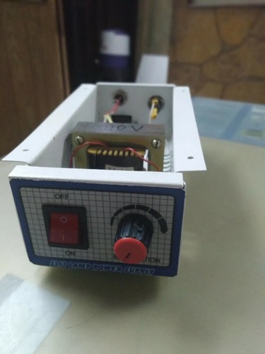 Alimentatore trasformatore - alimentatore,