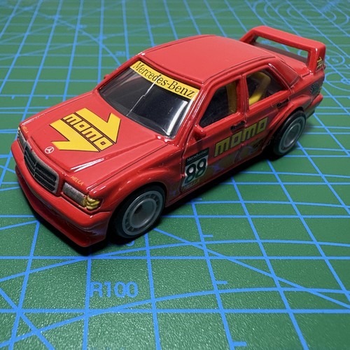 Hot wheels mercedes - hot,
