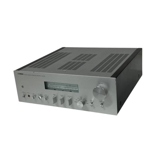 Amplificatore stereo integrato