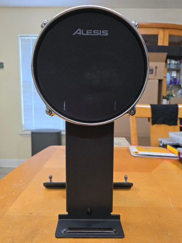 Alesis kick pad - kick, tower