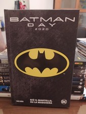 Batman Day 2020 Giù Il Mantello Su La Maschera Cartonato Panini