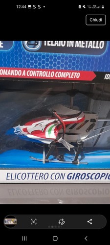 Elicottero nuovissimo con